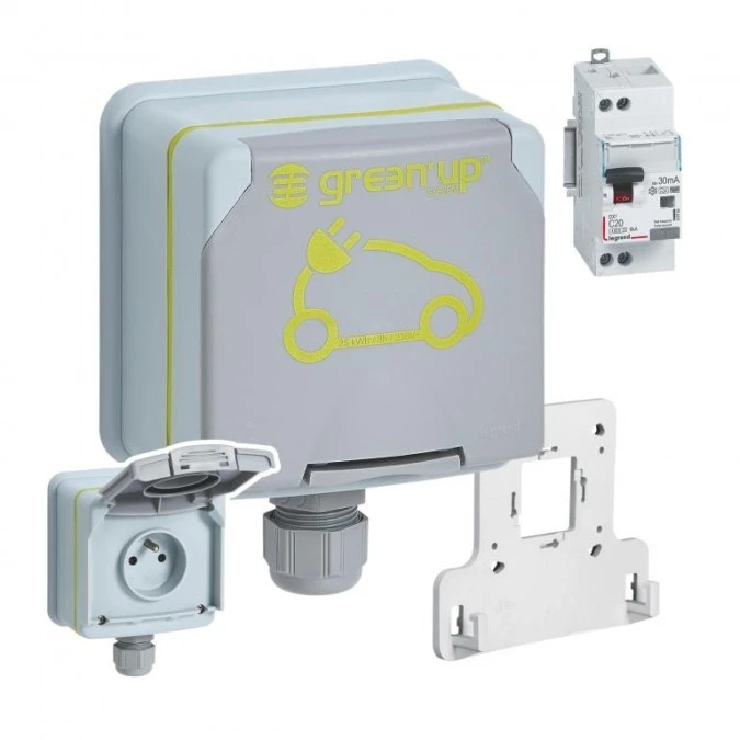 GREENUP ACCESS zestaw gniazdo 2p+z 230V 16A 3,7kW PLEXO i wył. różn. C20 30mA typ F 090476PL