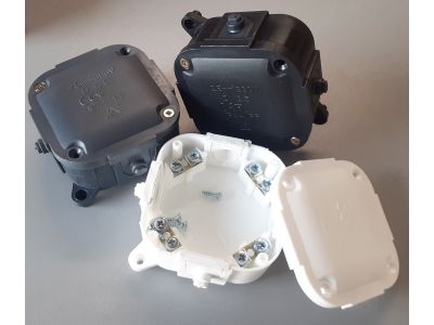 Puszka 85×85 IP-44 odgałęźna naścienna bez zacisków szara | 013.11A Elektroplast Stróża